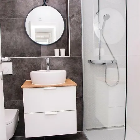 Apartament Karampija