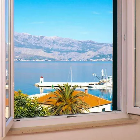 Karampija Apartament Postira
