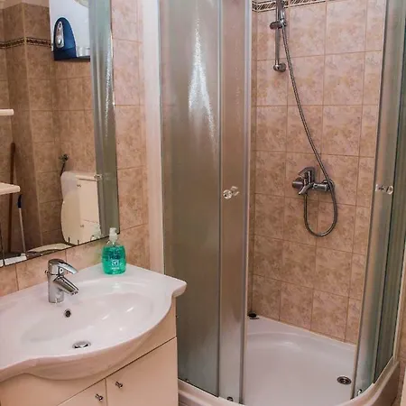 Apartament Karampija *